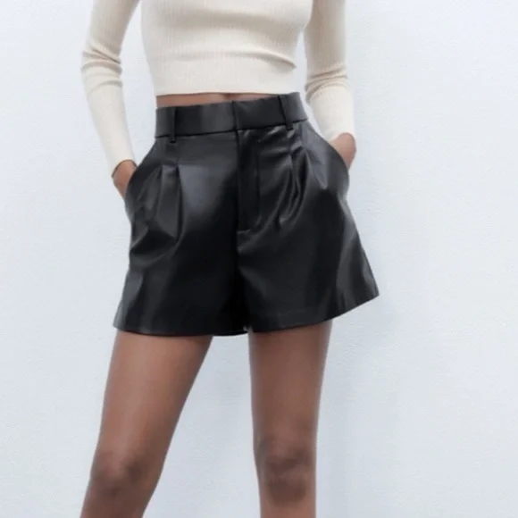 Black Leather Women's Shorts - Picture 1 of 9